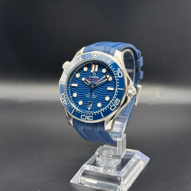 Seamaster Diver 300M - 105 Seamaster Diver 300M - 105