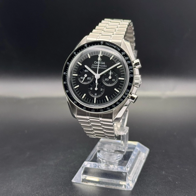 Speedmaster Moonwatch - 138 Speedmaster Moonwatch - 138