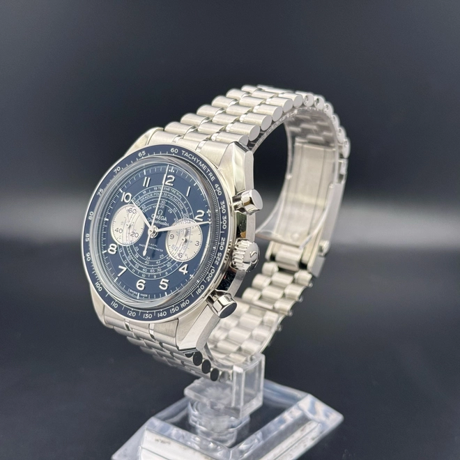 Speedmaster Chronoscope - 215 Speedmaster Chronoscope - 215
