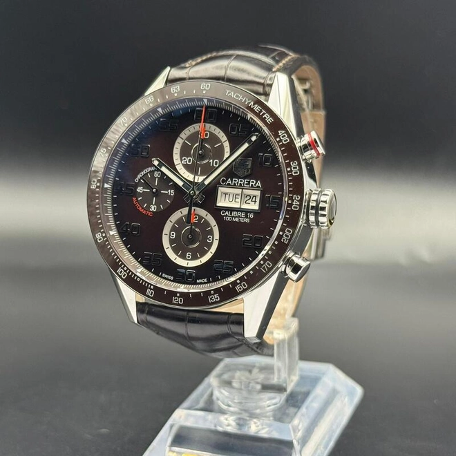 Carrera Calibre 16 -0643 Carrera Calibre 16 -0643