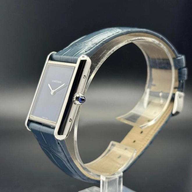 Tank Must -0654 Tank Must -0654