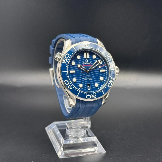 Seamaster Diver 300M - 105 Seamaster Diver 300M - 105