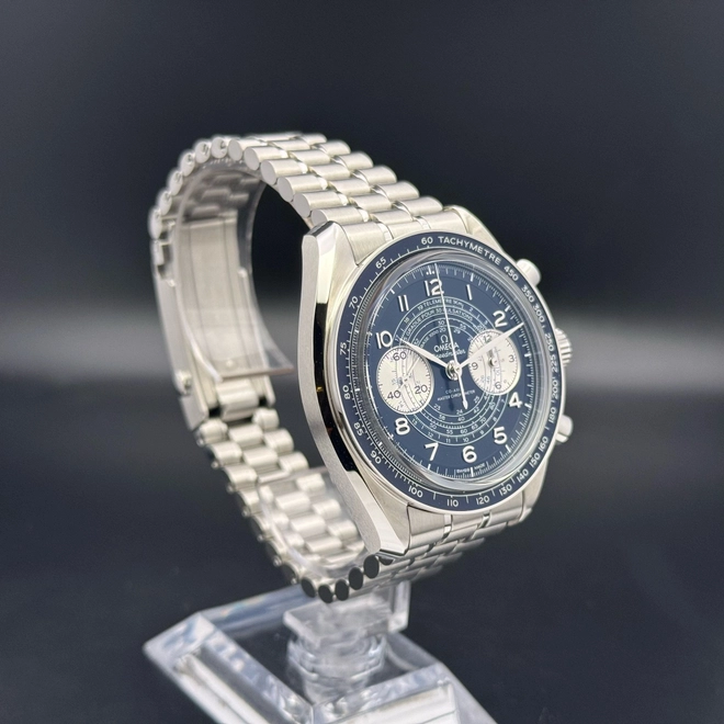 Speedmaster Chronoscope - 215 Speedmaster Chronoscope - 215