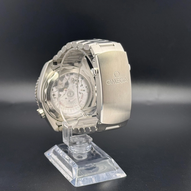 Seamaster Planet Ocean Chronograph - 147 Seamaster Planet Ocean Chronograph - 147