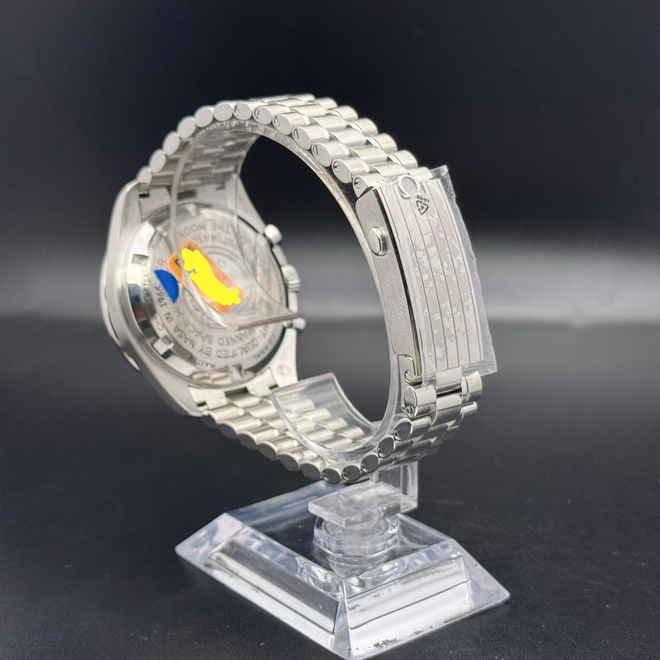 Speedmaster Moonwatch - 138 Speedmaster Moonwatch - 138