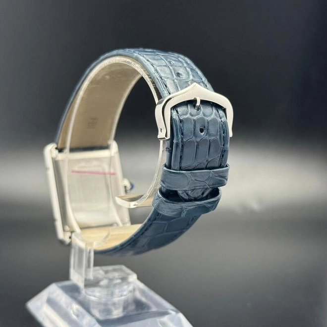 Tank Must -0654 Tank Must -0654