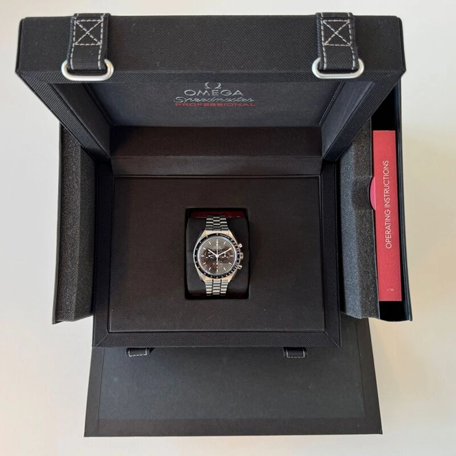 Speedmaster Moonwatch - 154 Speedmaster Moonwatch - 154